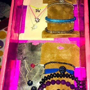 Arizona Jean Necklace Quadro Braclet and Necklace